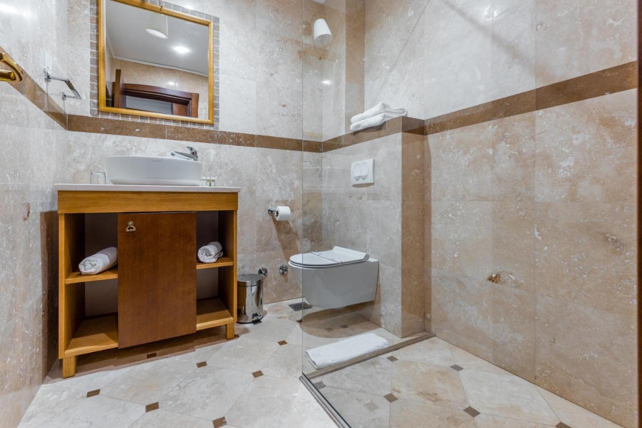 Hotel Plaza Lucice Petrovac Dış mekan fotoğraf