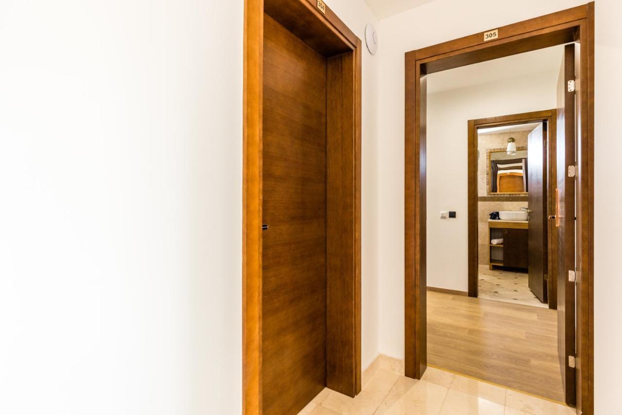Hotel Plaza Lucice Petrovac Dış mekan fotoğraf